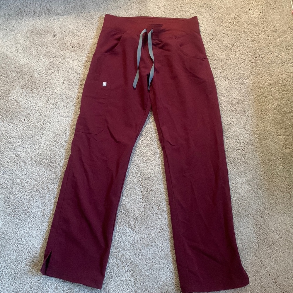 Figs XSP Kade in Burgundy